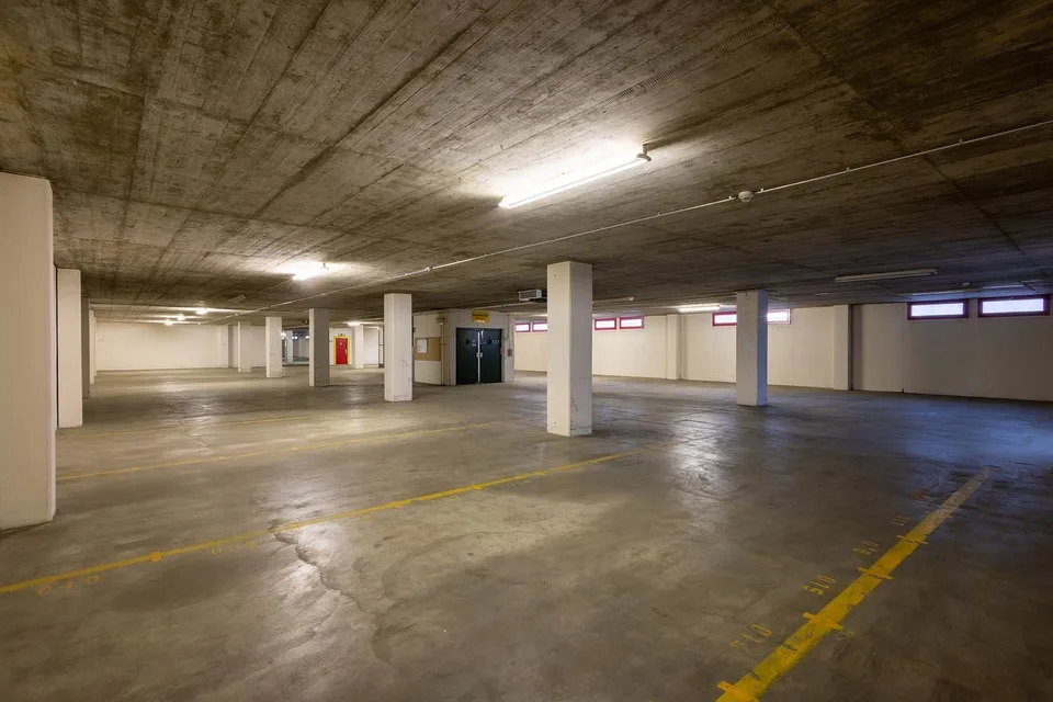 Diversi spazi di stoccaggio in affitto da 150m2 a 2200m2