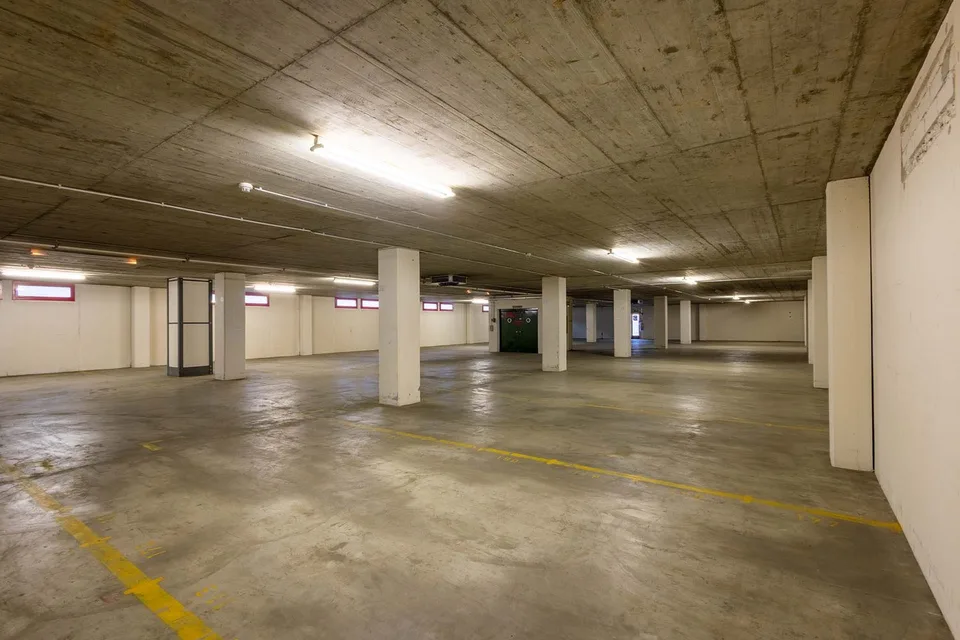 Diversi spazi di stoccaggio in affitto da 150m2 a 2200m2
