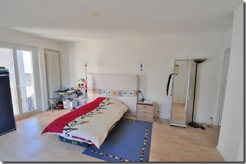 Hübsche, unmöblierte 1-Zimmerwohnung, sehr hell und freundlich