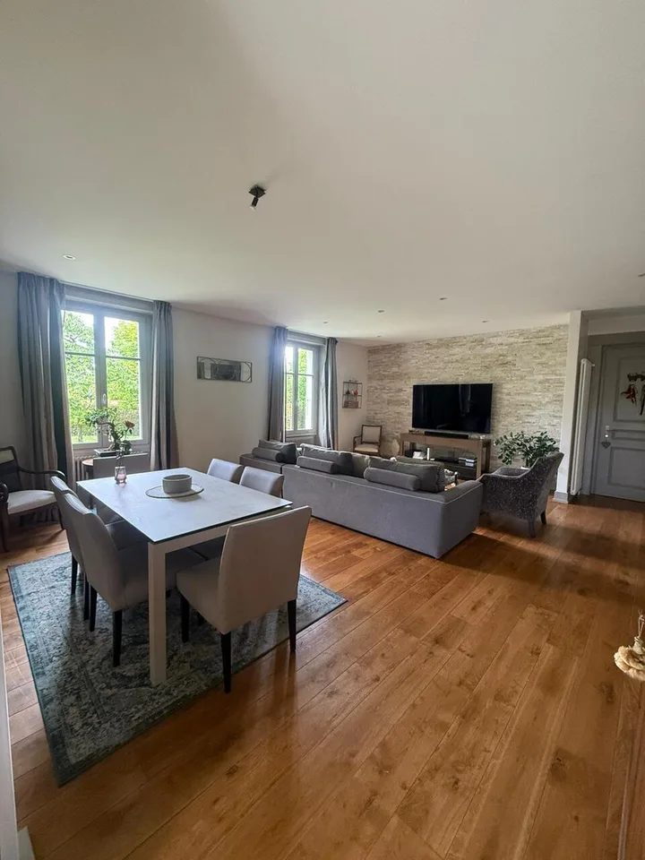 Wohnung mit 3.5 Zimmern und privatem Garten - befristete Dauer