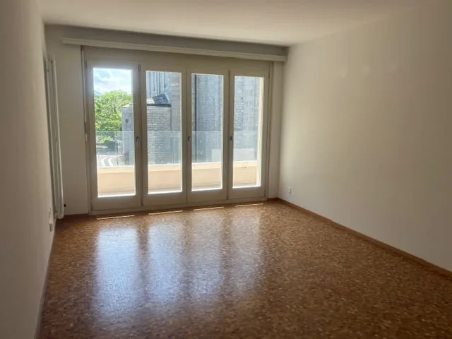 Moderne Zweizimmerwohnung mit Balkon in Massagno