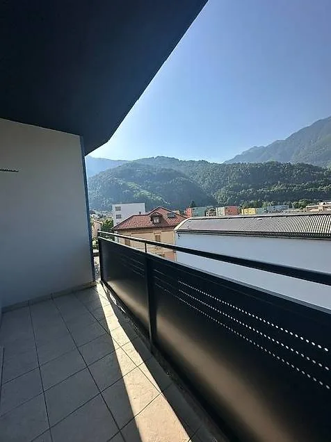 Bellinzona: affittasi bel 4.5 in zona tranquilla vicina EOC