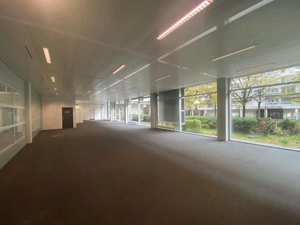 Arkaden in Charmilles in der FTI-Zone