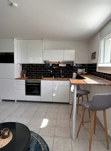 STUDIO IN REMETSCHWIL (AG), MÖBLIERT, TEMPORÄR