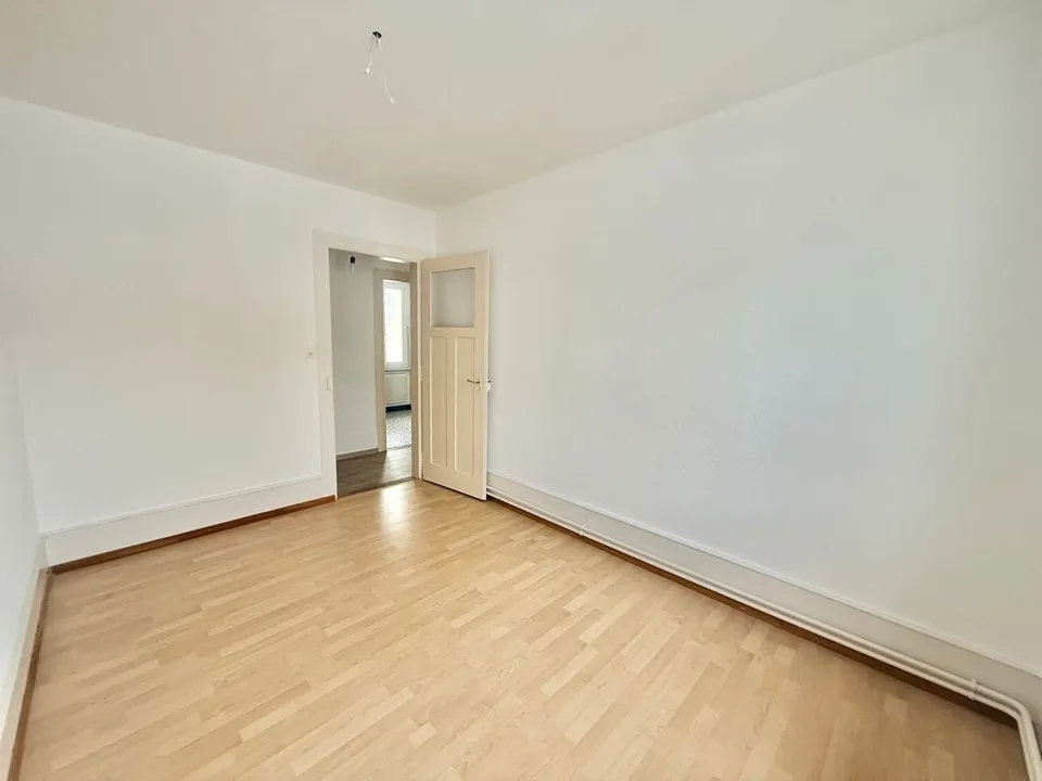 Charmante, helle 3.5-Zimmer-Wohnung mit großer Terrasse in Tramelan