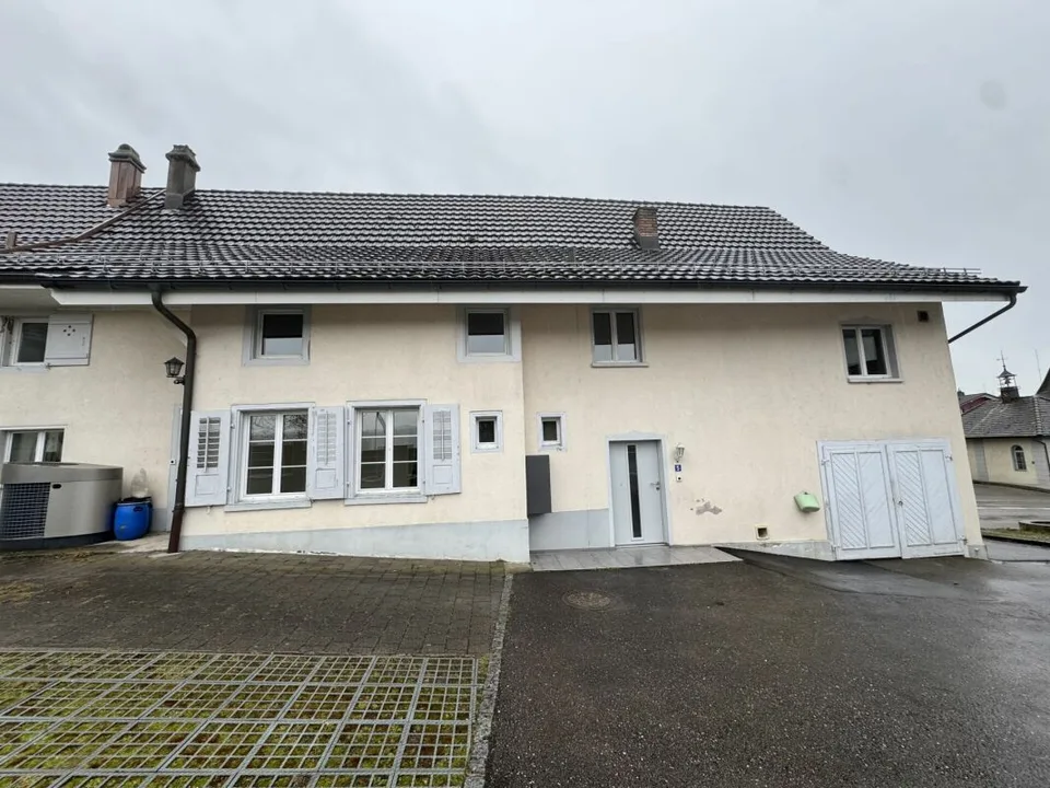 3 Zimmer Altbauwohnung