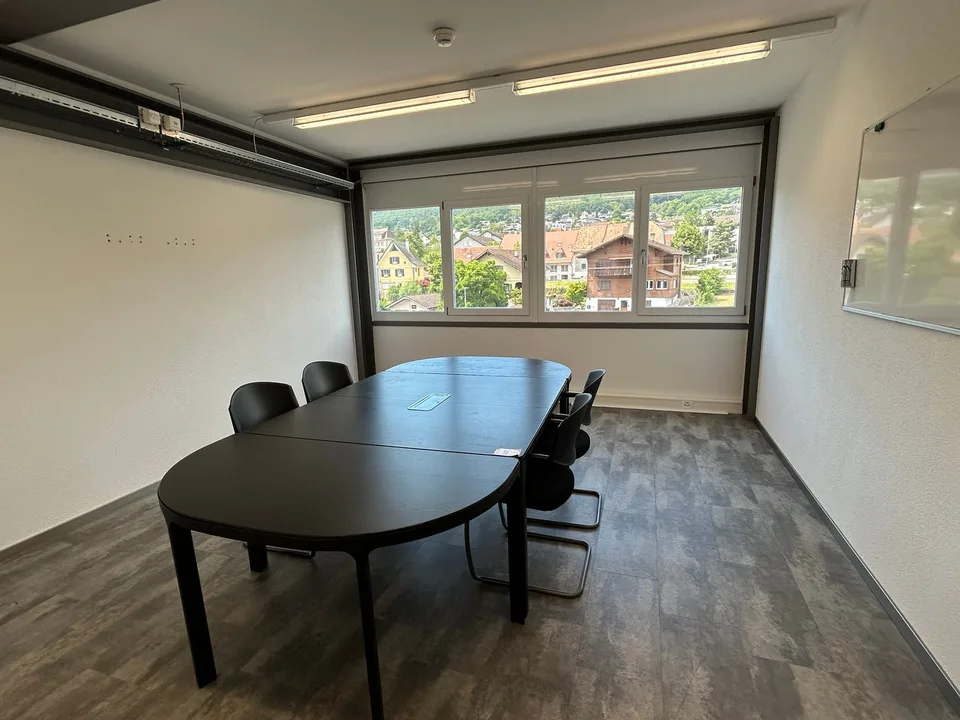 Modernes Büro im 1. OG an zentraler Lage in Wangen b. Olten – sofort verfügbar – Foto 8 von 9