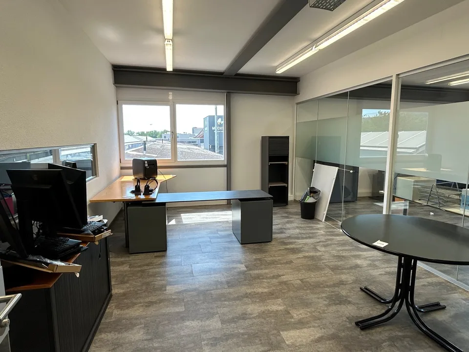 Modernes Büro im 1. OG an zentraler Lage in Wangen b. Olten – sofort verfügbar – Foto 6 von 9