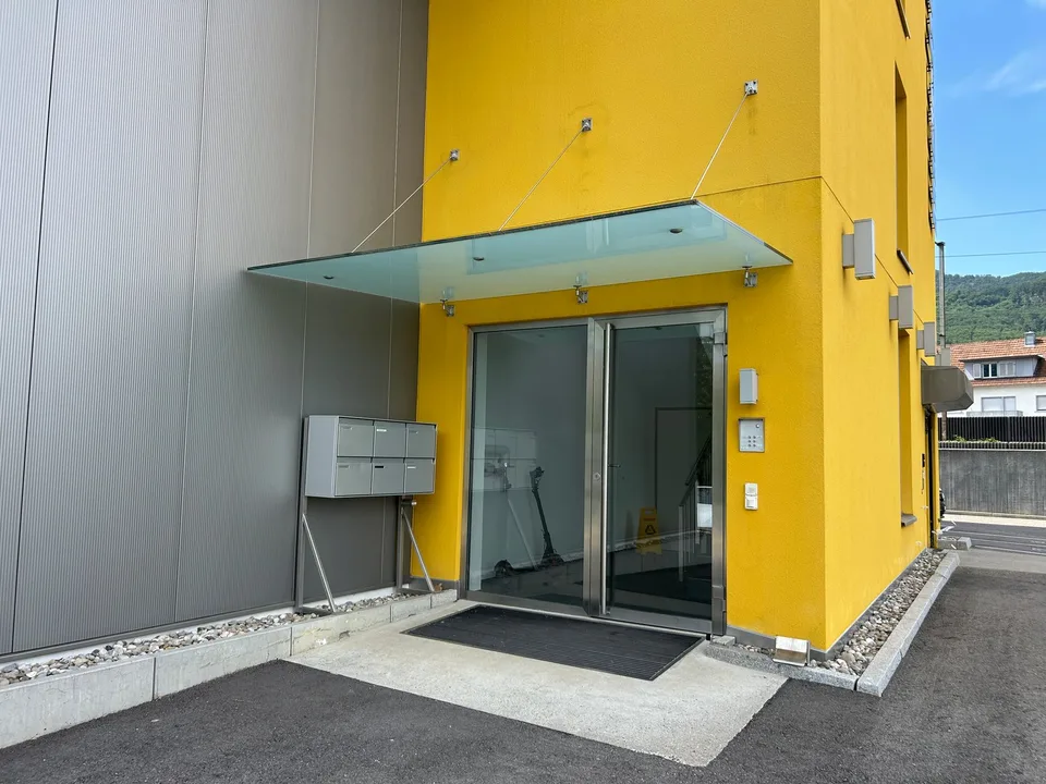 Bureau moderne au 1er étage dans un emplacement central à Wangen b. Olten – disponible immédiatement