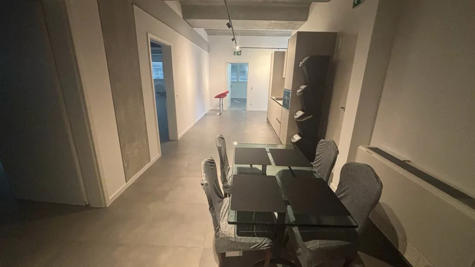 MEZZOVICO - ufficio nuovo, luminoso e divisibile – foto 8 di 16