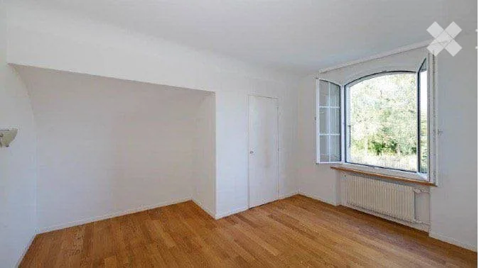 House shared accommodation in a green area with plenty of space