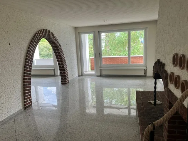 Appartement lumineux 3 pièces avec grande terrasse sur le toit à Zürich-Oerlikon