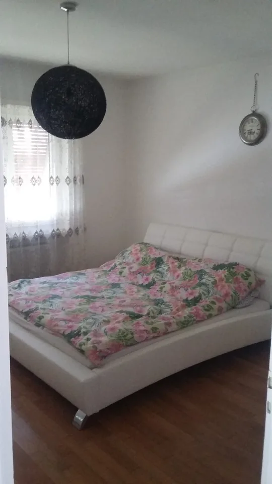 Helles Apartment mit 3 Zimmern in Lumino