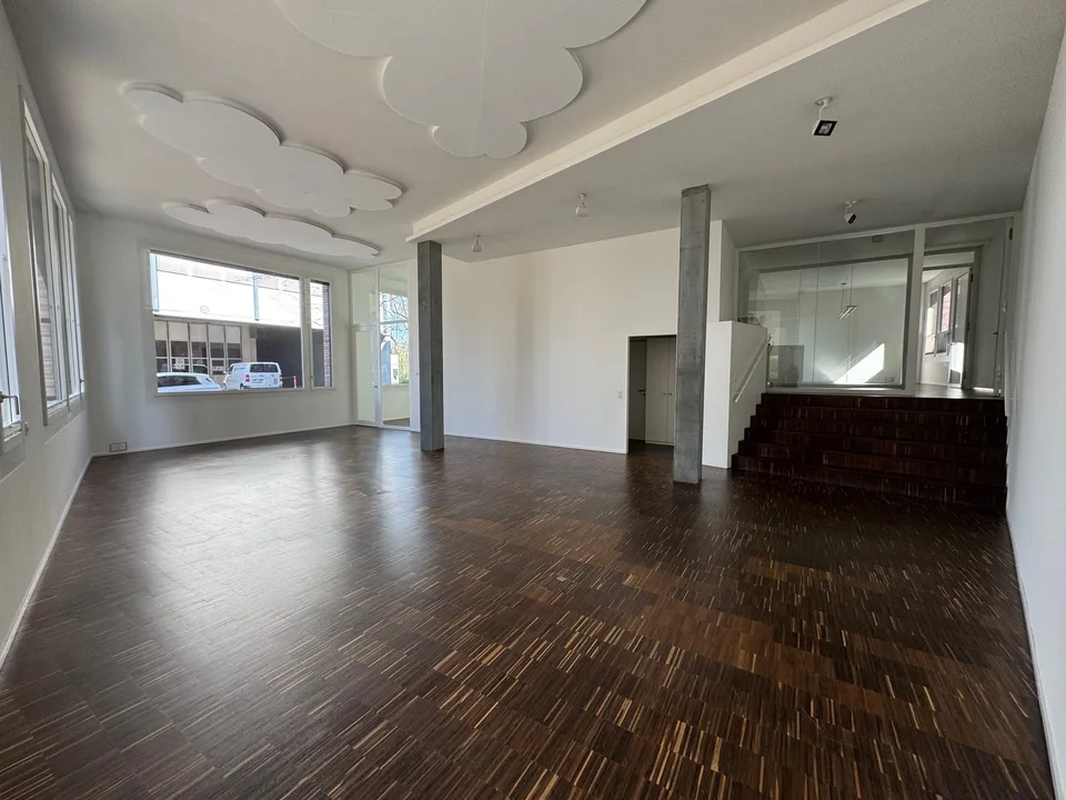 Attraktiver Gewerberaum an zentraler Lage in Basel  165 m² ab sofort verfügb