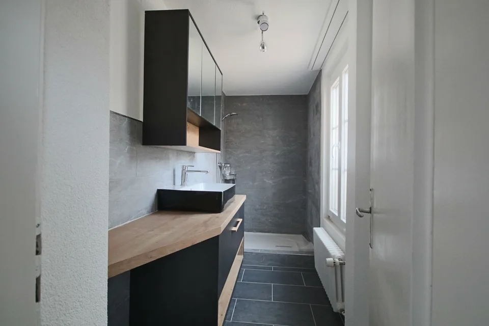 Modern 4-room apartment