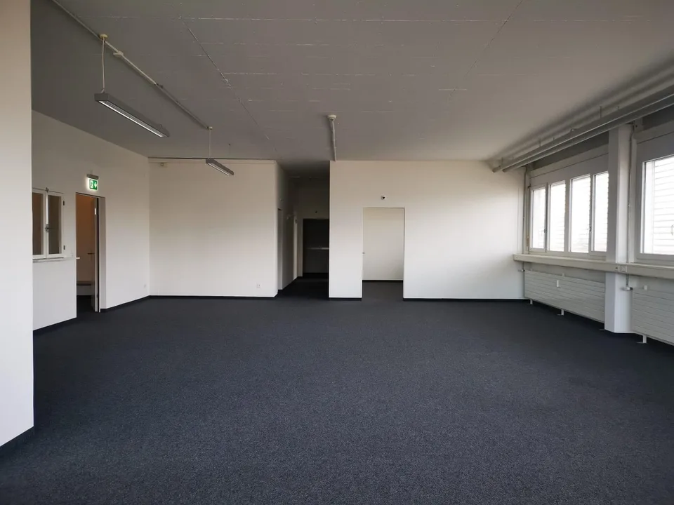 Expanded office in top location
