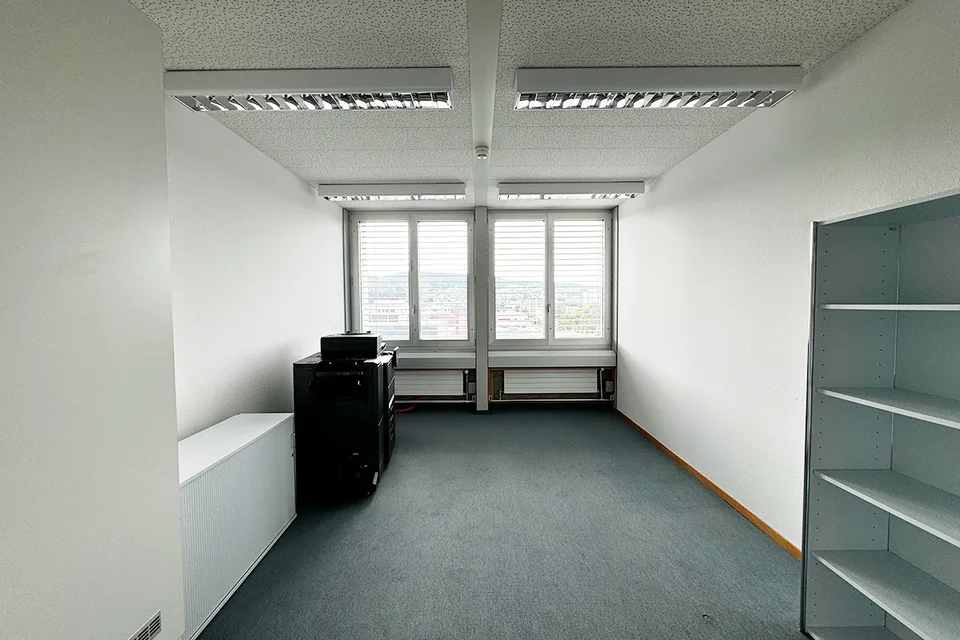 modern ausgebaute Büro-/Gewerbefläche an Hauptachse Winterthur's – Foto 14 von 18