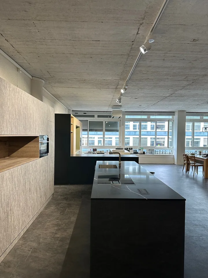 Espace de bureau attrayant dans un charmant immeuble ancien – Zürich Binz