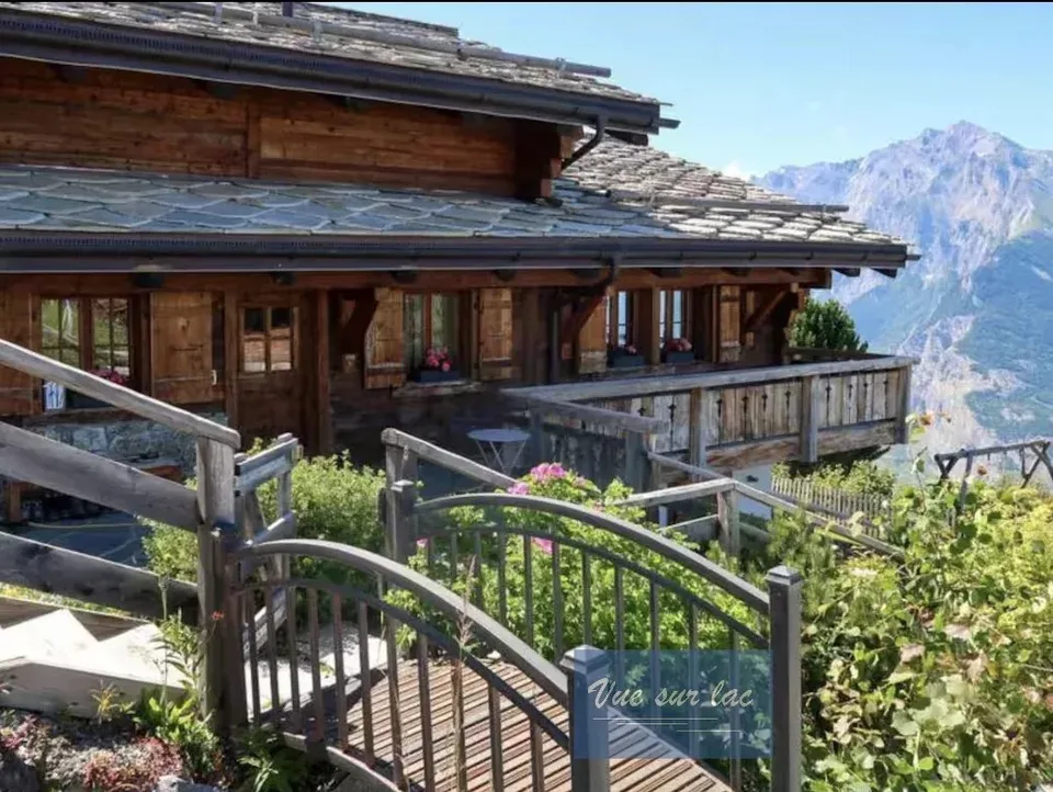 Chalet panoramique et de luxe à louer/vendre
