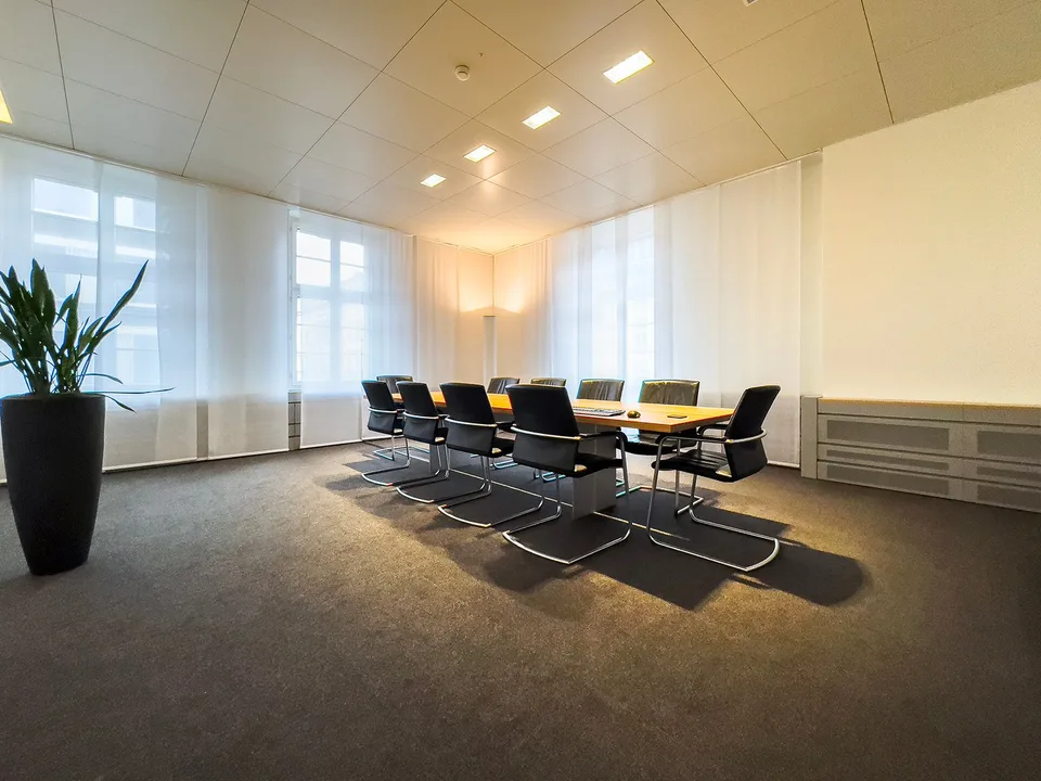 Repräsentative Retail- und Bürofläche direkt beim Bahnhof Winterthur – Foto 21 von 30