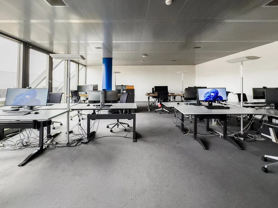 Repräsentative Retail- und Bürofläche direkt beim Bahnhof Winterthur – Foto 23 von 30