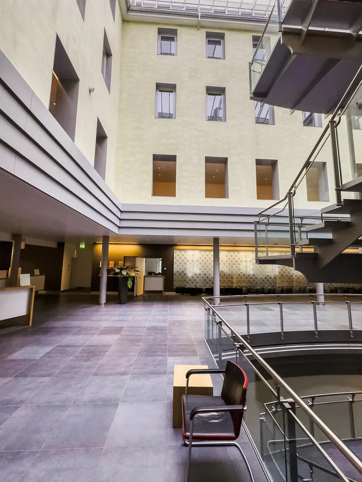 Repräsentative Retail- und Bürofläche direkt beim Bahnhof Winterthur – Foto 6 von 30