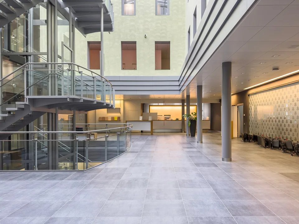 Repräsentative Retail- und Bürofläche direkt beim Bahnhof Winterthur – Foto 10 von 30