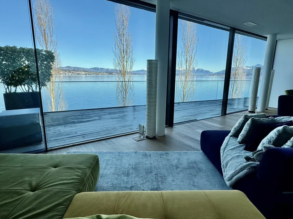 Peninsula Beach House - Luxus pur am Zürichsee