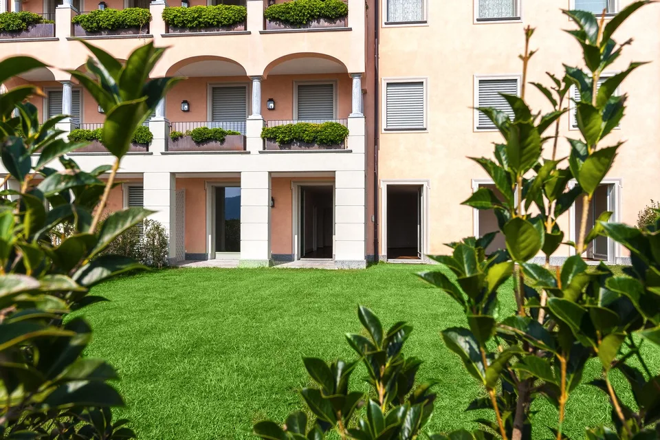 COLLINA D'ORO - AFFITTASI INCANTEVOLE APPARTAMENTO CON GIARDINO PRIVATO (rif. 002) – foto 11 di 19