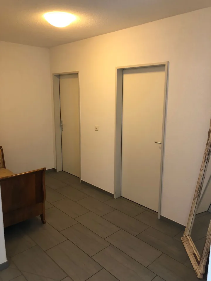 Appartamento giardino moderno 3.5 locali in affitto nel centro di Eiken