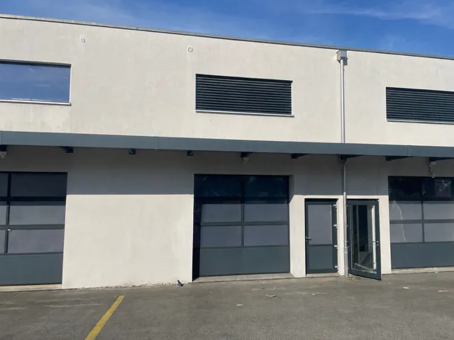 Commerce, Bureaux, Atelier et Industrie