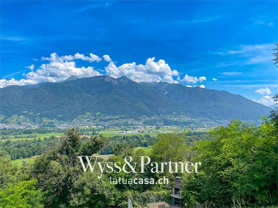 Orgnana 2.5 à vendre avec vue sur le lac et piscine – photo 13 sur 13