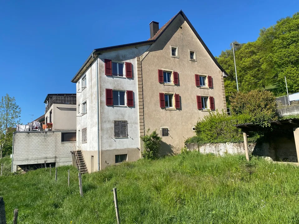 Casa familiare con 2 appartamenti, Boncourt - 210000