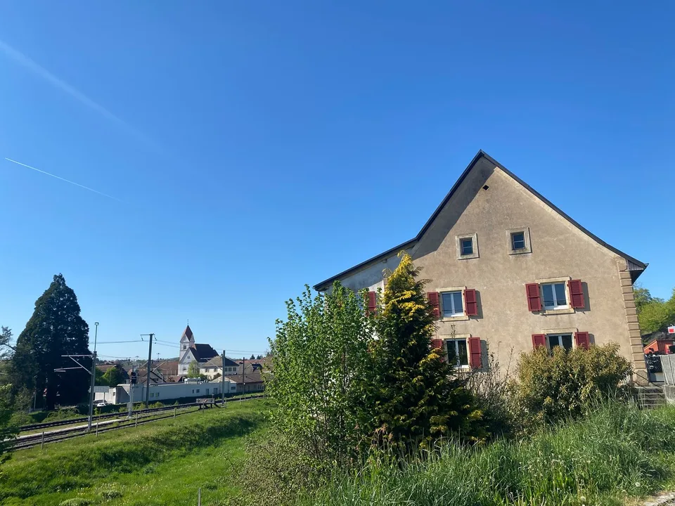 Casa familiare con 2 appartamenti, Boncourt - 210000