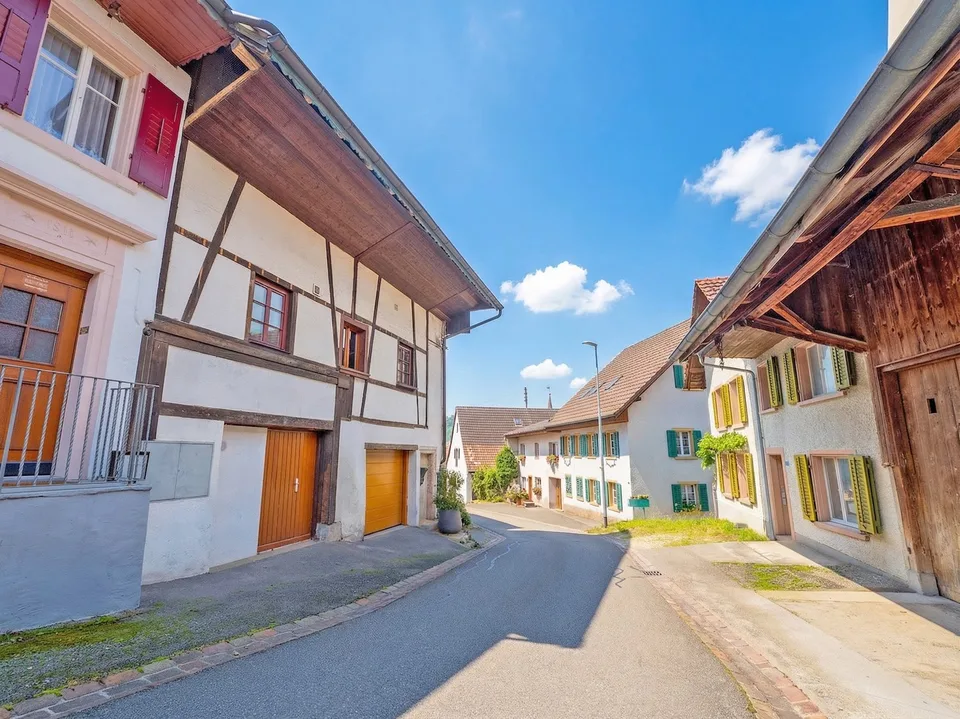 Charmante Doppelhaushälfte in Oeschgen