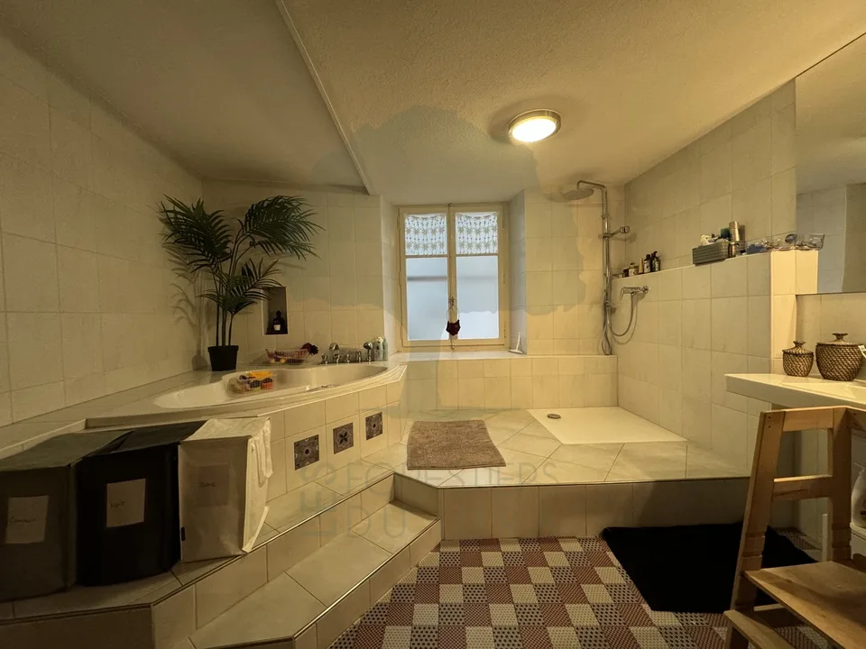 Casa vecchia affascinante con ristrutturazione - Belli volumi e garage – foto 10 di 13
