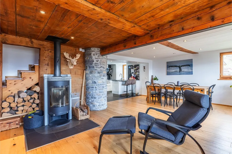 Magnifique chalet rénové avec vue sur les Alpes