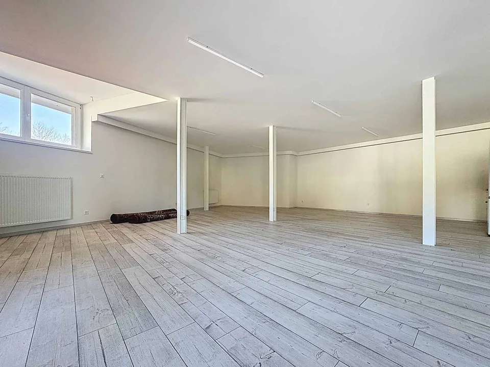 Geräumiges Loft von 102m2 im Herzen des Dorfes