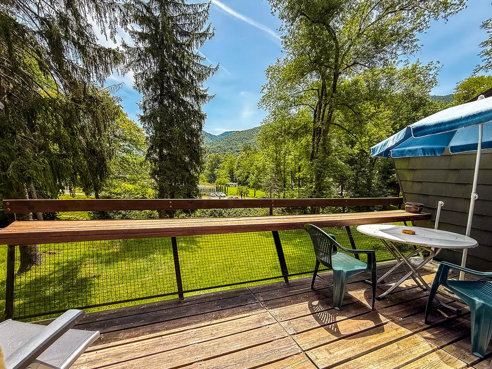 Zweitwohnsitz! Casa nel bosco rinnovata
