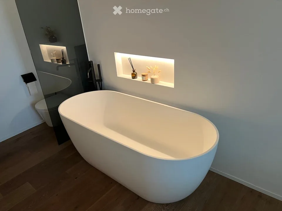 EXCLUSIVE GARDEN APARTMENT WITH 180 M² PRIVATE GARDEN & PANORAMIC VIEW