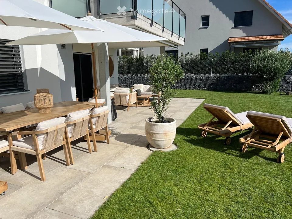 EXCLUSIVE GARDEN APARTMENT WITH 180 M² PRIVATE GARDEN & PANORAMIC VIEW