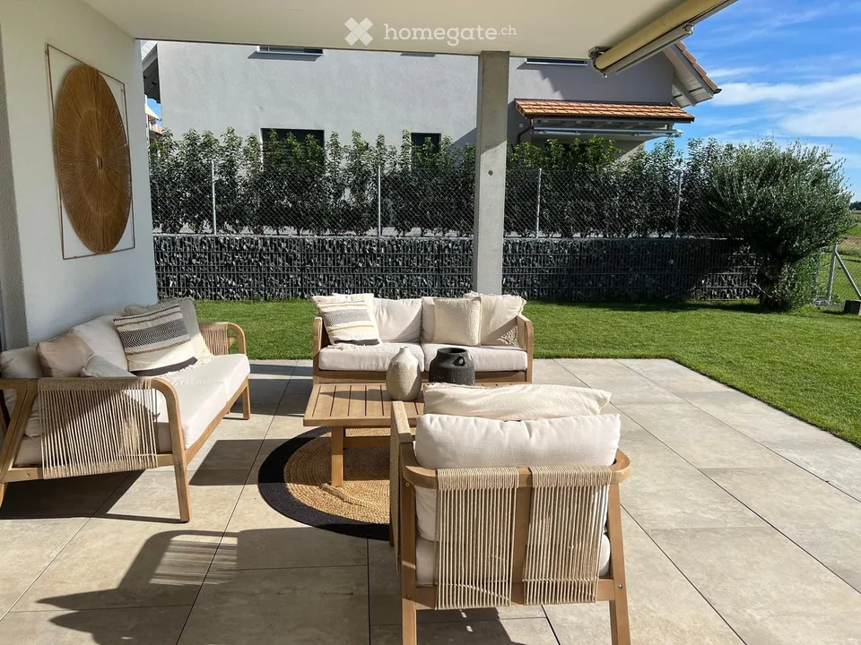 EXCLUSIVE GARDEN APARTMENT WITH 180 M² PRIVATE GARDEN & PANORAMIC VIEW