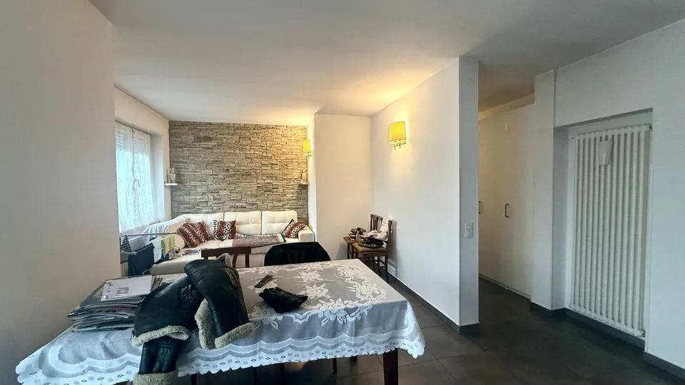 Attico di 3.5 locali con vista panoramica a Balerna