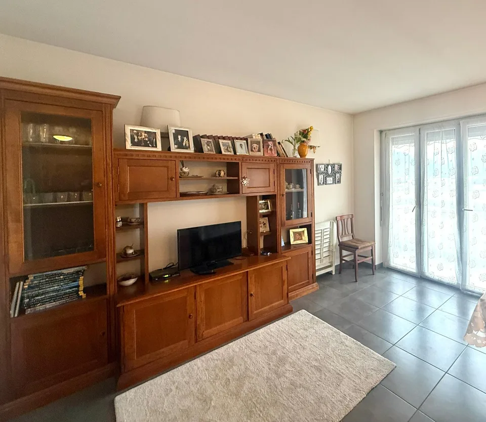 Attico di 3.5 locali con vista panoramica a Balerna