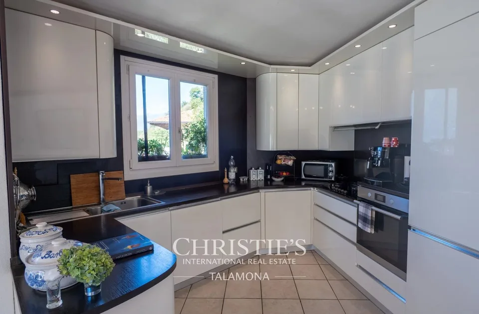 Villa con vista lago e piscina - Tronzano Lago Maggiore – foto 18 di 18