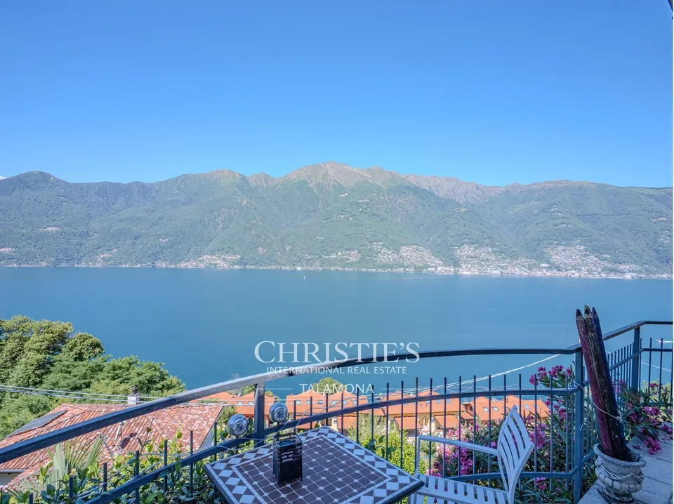 Villa con vista lago e piscina - Tronzano Lago Maggiore – foto 10 di 18