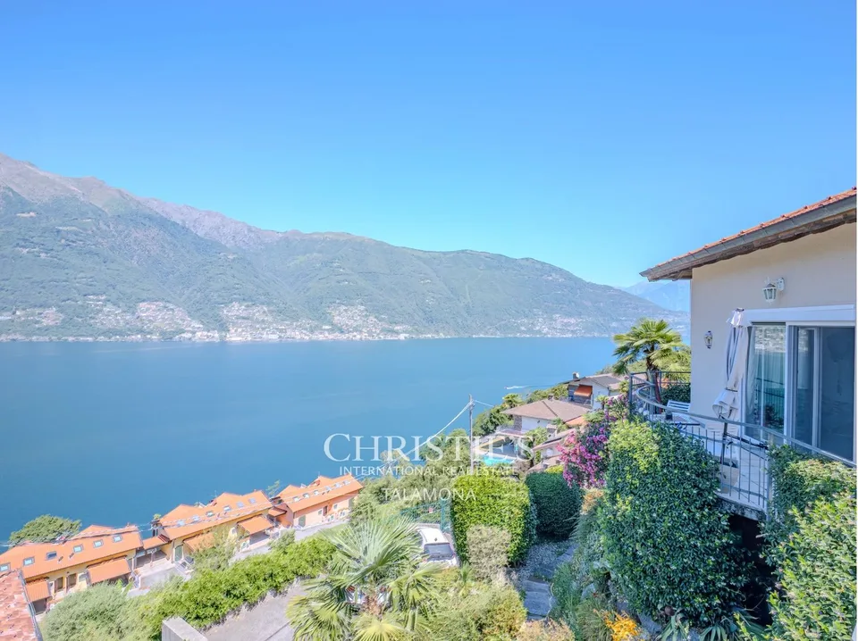 Villa con vista lago e piscina - Tronzano Lago Maggiore – foto 8 di 18