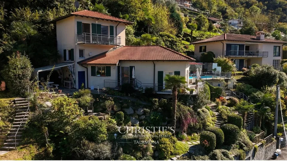 Villa con vista lago e piscina - Tronzano Lago Maggiore – foto 7 di 18