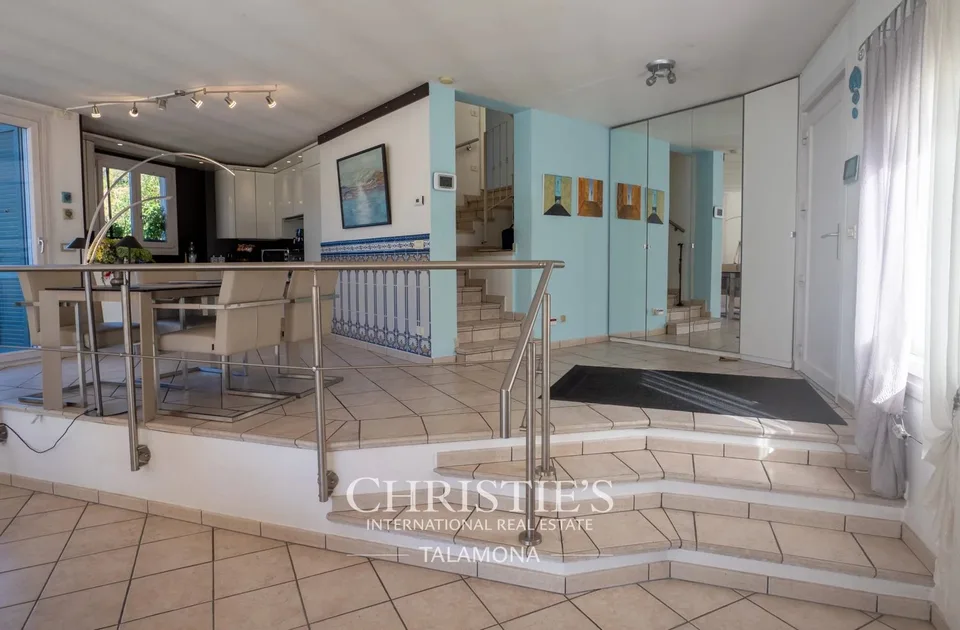 Villa con vista lago e piscina - Tronzano Lago Maggiore – foto 16 di 18