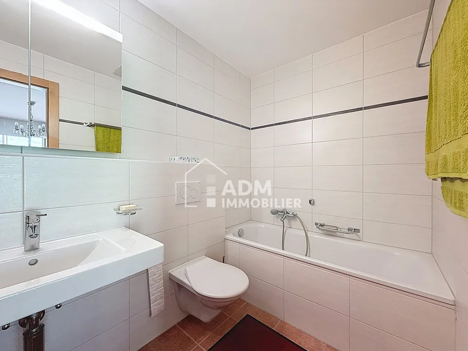 Saillon, duplex 4.5 pièces avec vue imprenable aux bains de Saillon